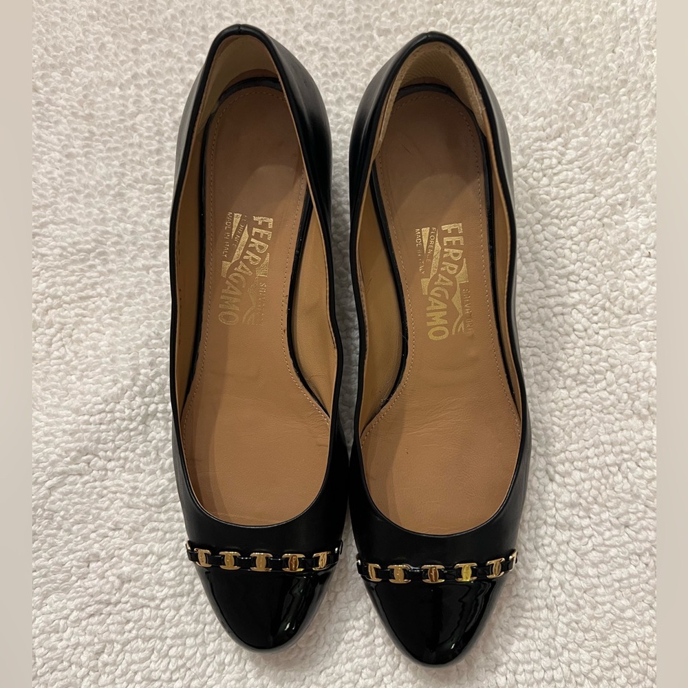 Salvatore Ferragamo Black Patent Leather Block Heel Pumps with Gold Accent - Picture 3 of 9